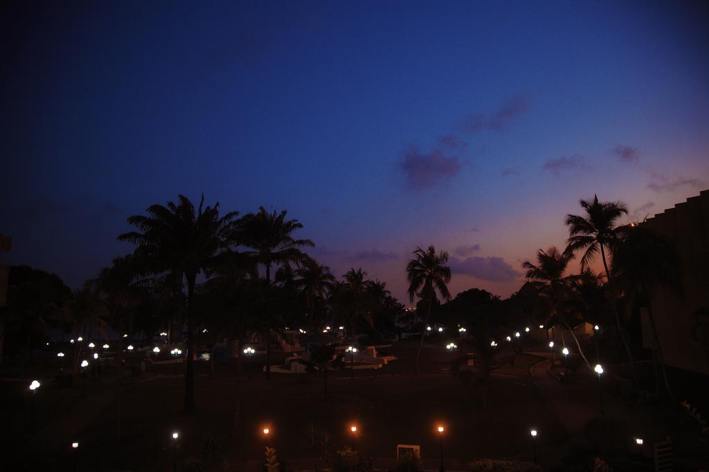 Heden Golf Hotel Abidjan Eksteriør billede