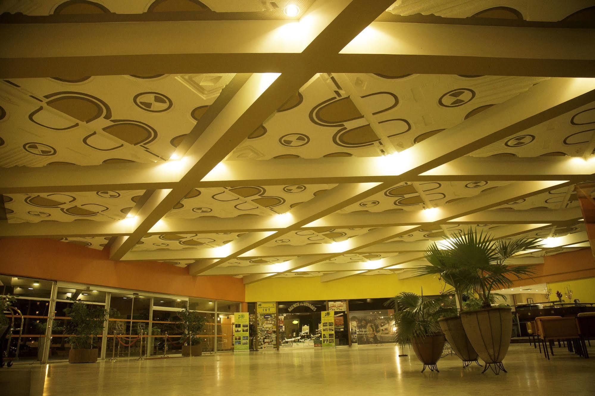 Heden Golf Hotel Abidjan Eksteriør billede